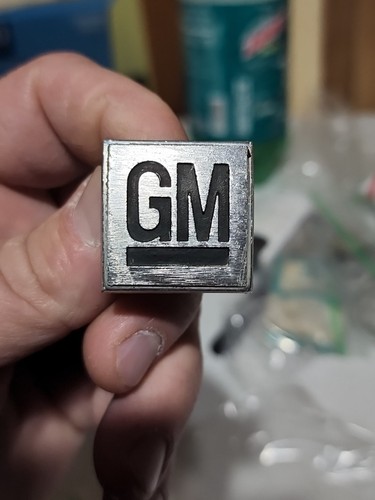 Opel kadett original emblem - gm,